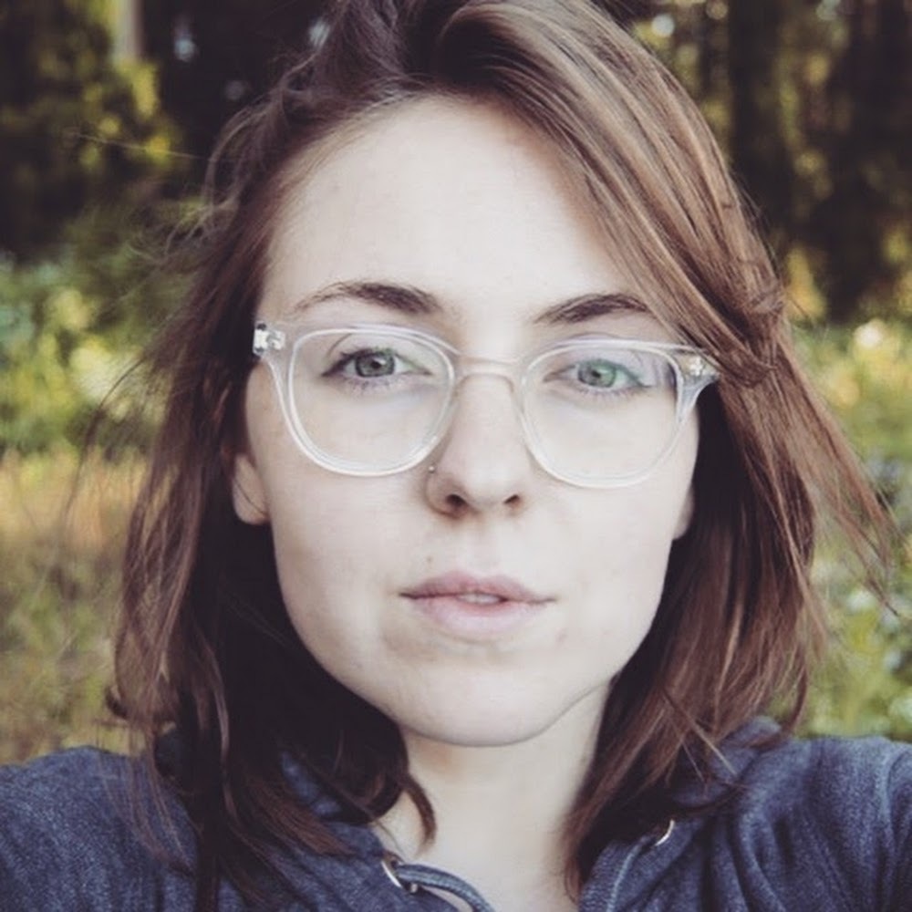 Meet your Posher, Zoe